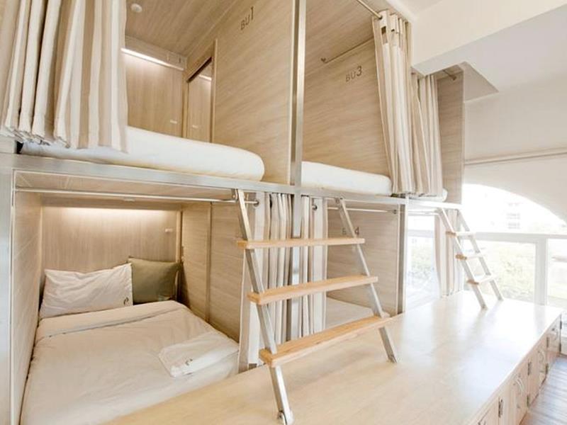 Boxpackers Pratunam Бангкок Экстерьер фото